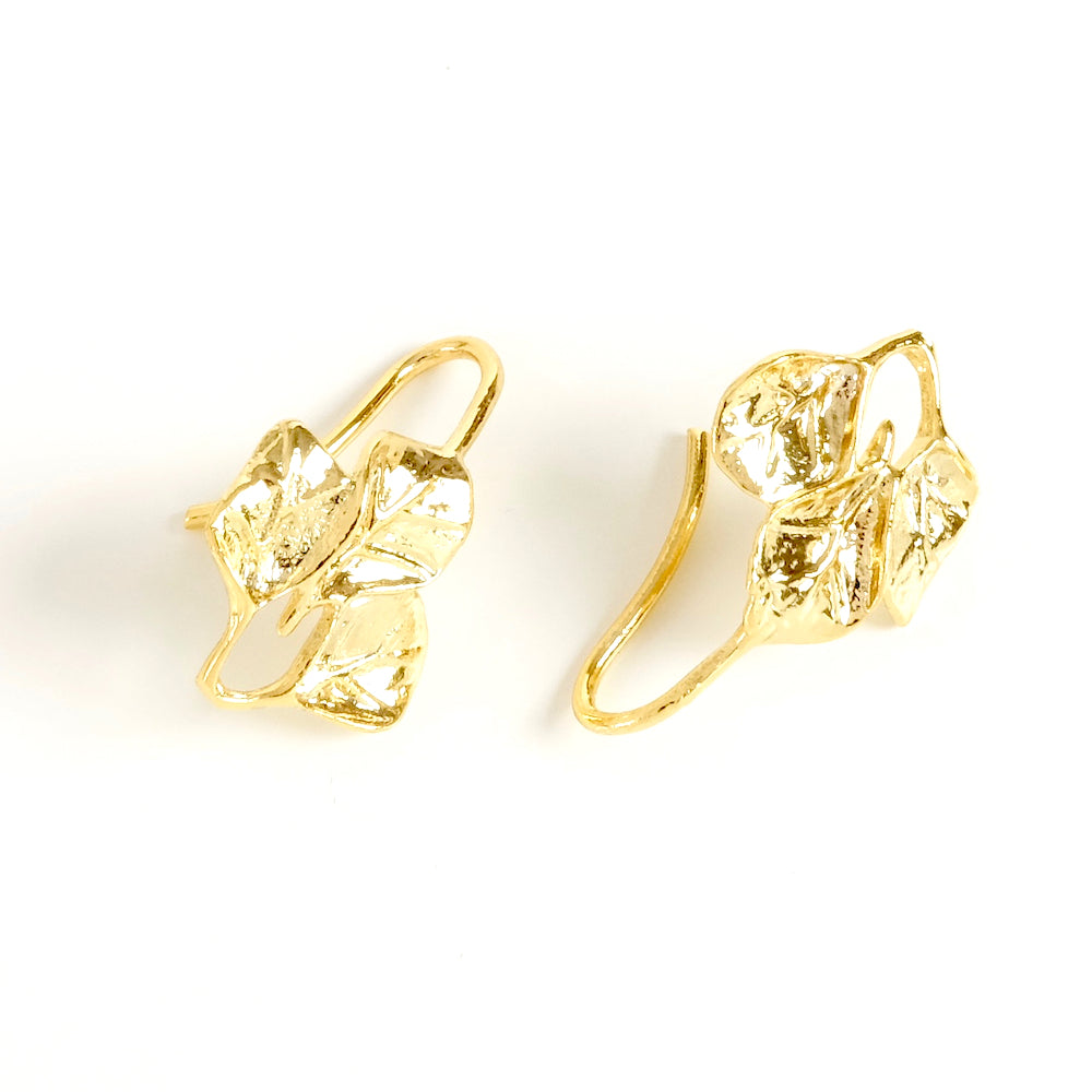 2 Leaf earrings in 24K gold plated brass