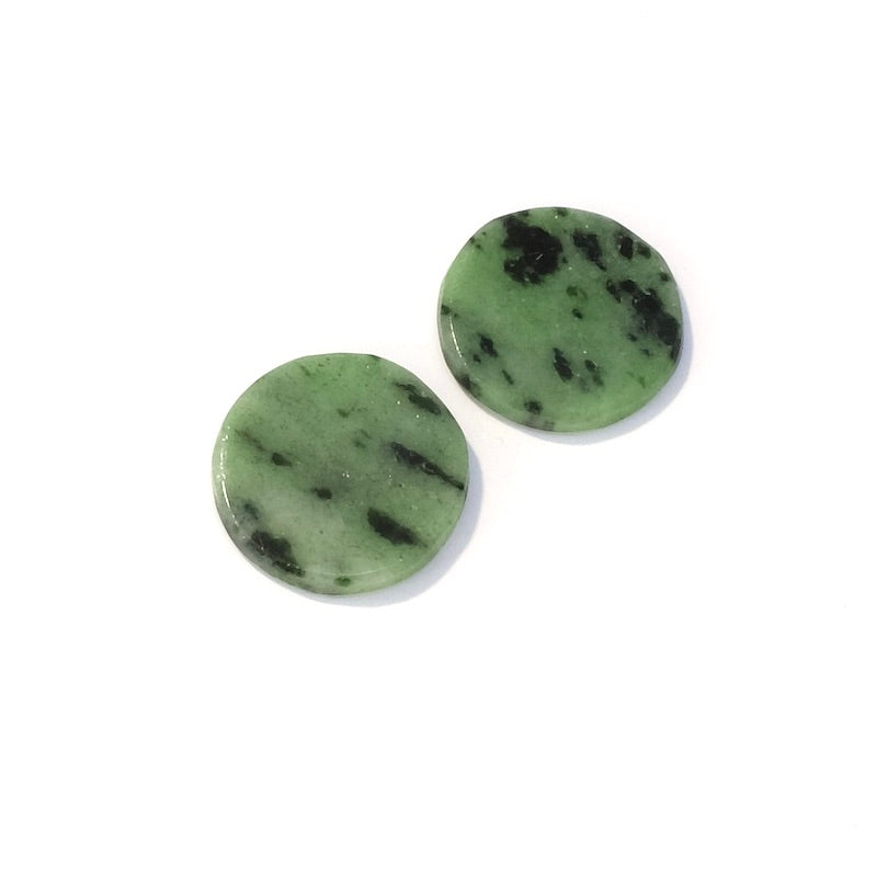 Cabochon natural stone flat 12mm Ruby on Zoïsite Anyolite