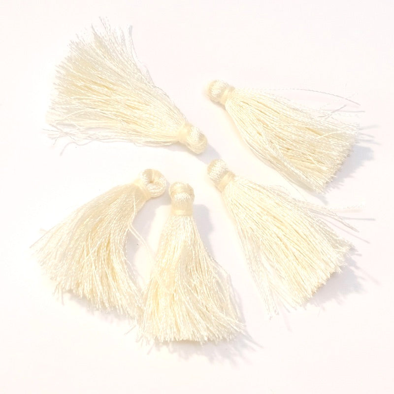 6 Ivory 30mm polyester tassels