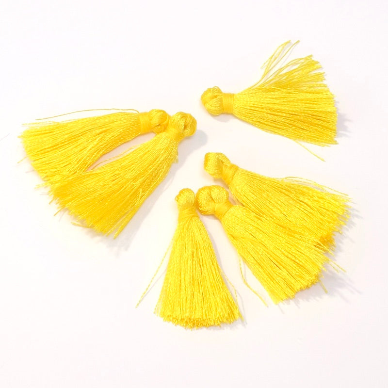 6 Polyester tassels 30mm Yellow