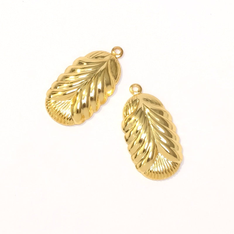 Wheat ear pendant in 24K Premium gold-plated brass