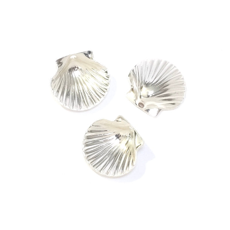 2 shell pendants 12mm silver plated brass 925 Premium