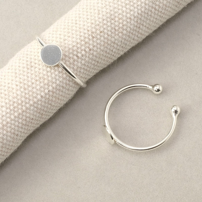 Adjustable ring with 6mm 925 silver-plated (3 microns) tray