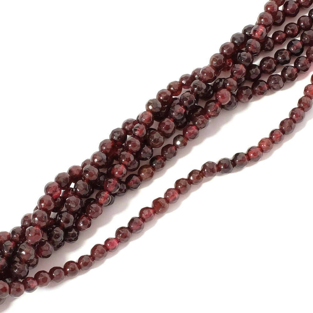 Strand of natural round faceted beads 4mm Garnet