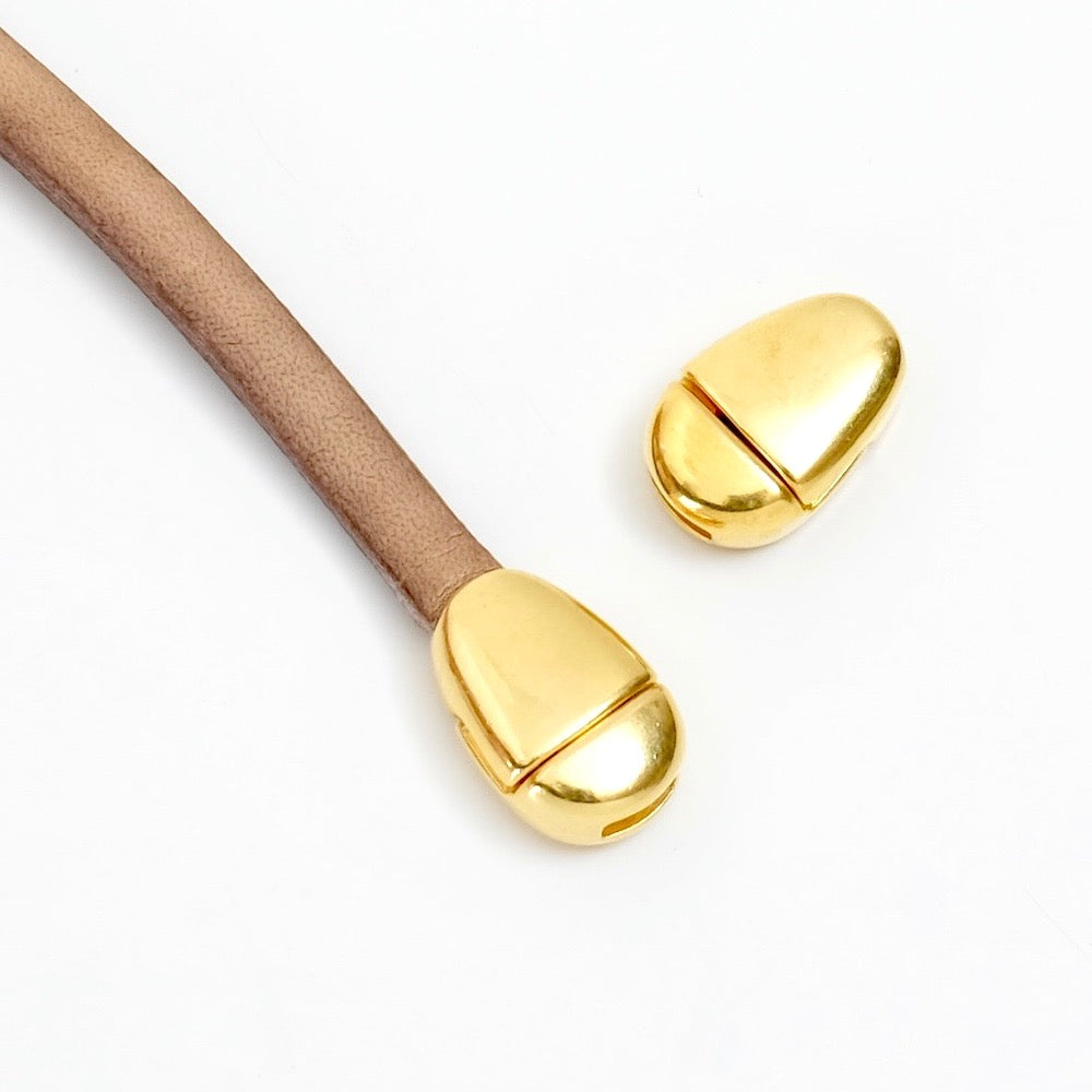 Gold-plated Zamak magnetic pebble clasp for 5mm straps