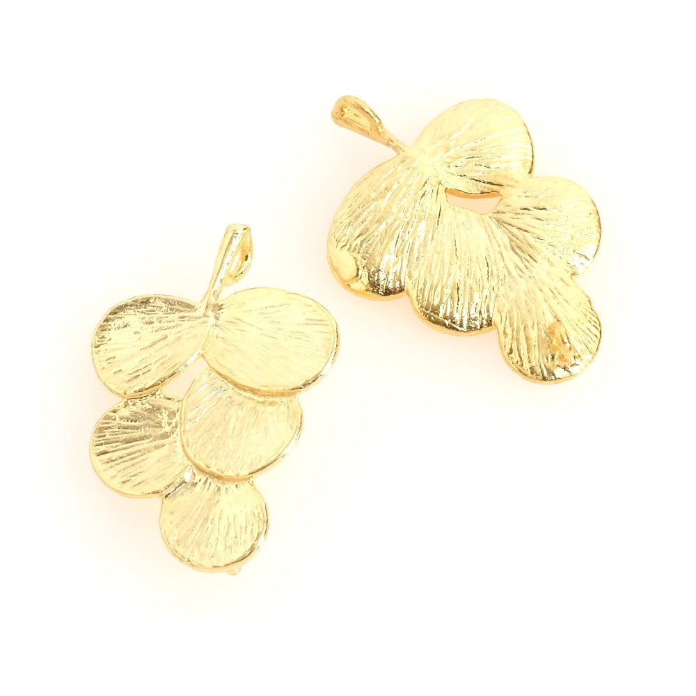 Plant pendant in 24K Premium gold-plated brass