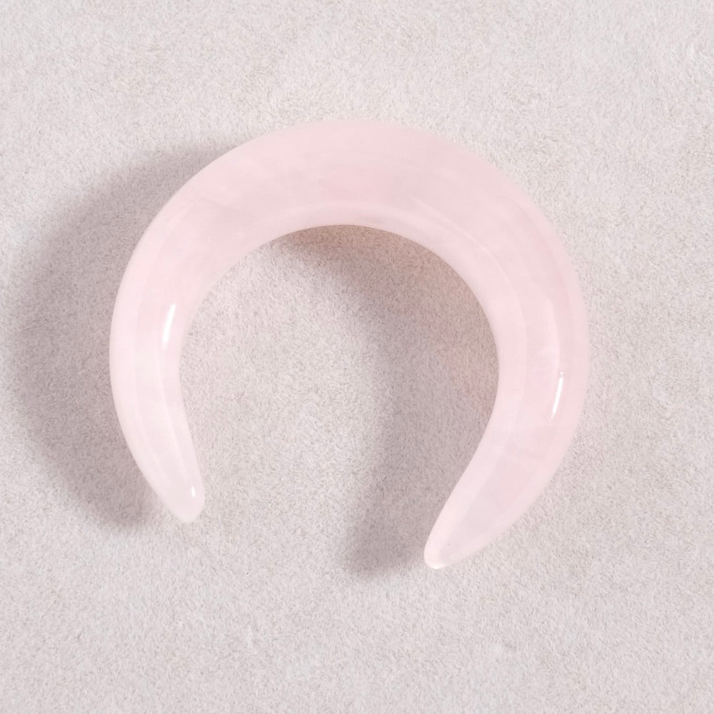 Rose quartz natural stone horn moon pendant
