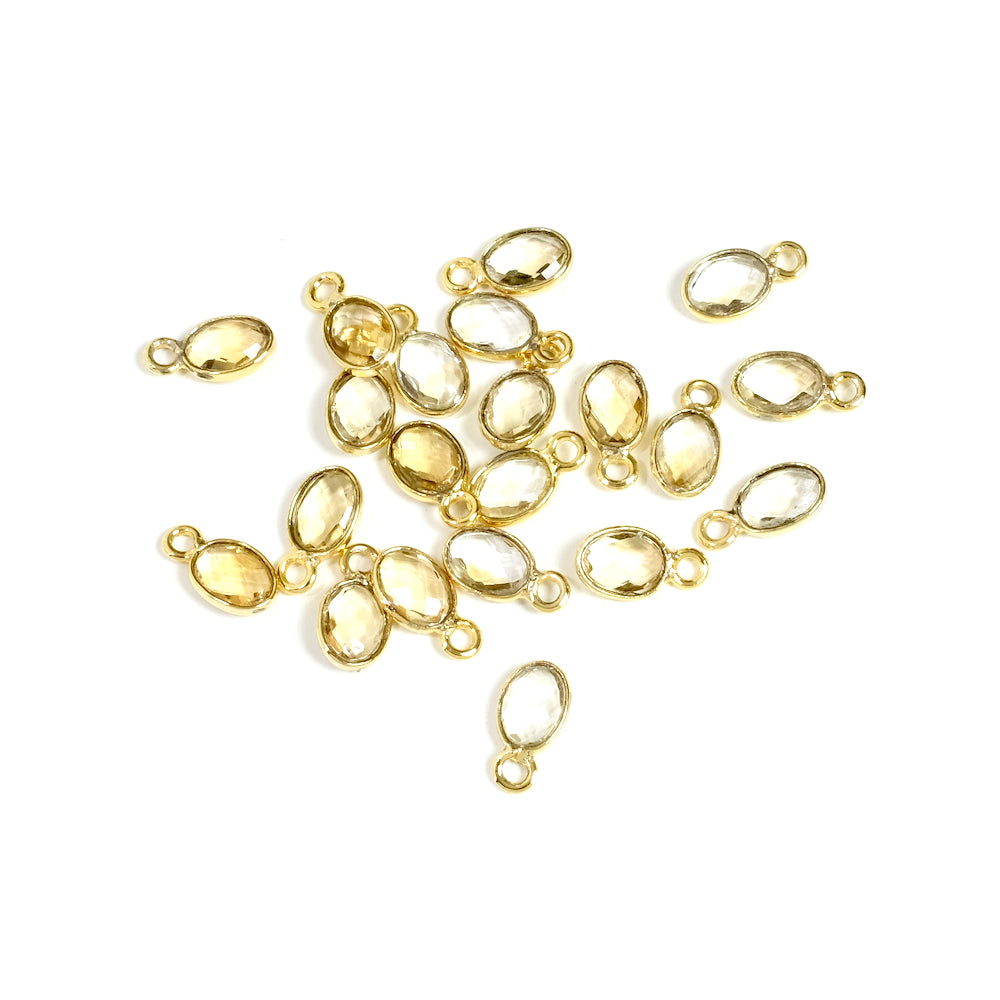 Oval-set Citrine pendant in brass Gilded with 24K fine gold