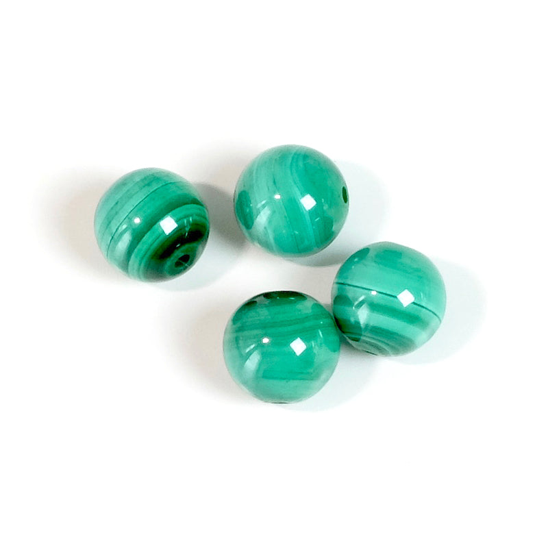 4 natural Malachite 8mm round beads