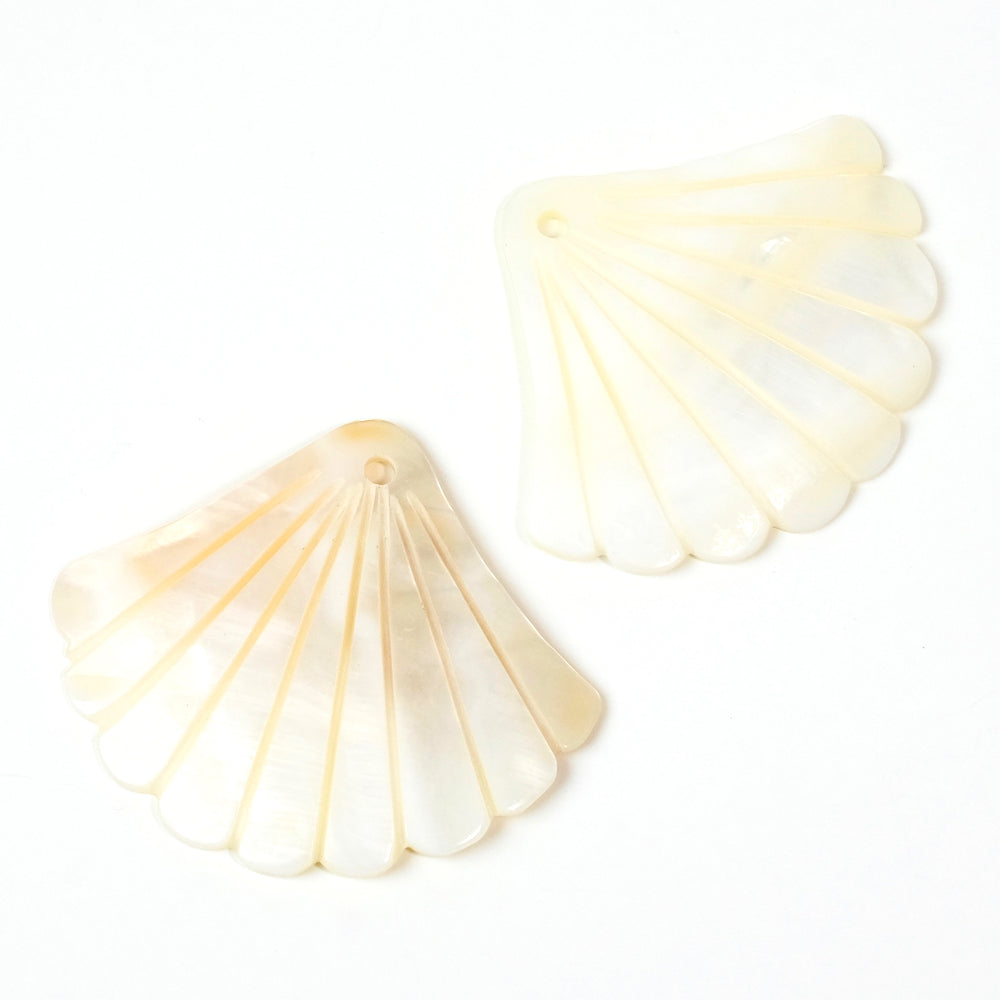 Natural mother-of-pearl shell pendant, sold individually