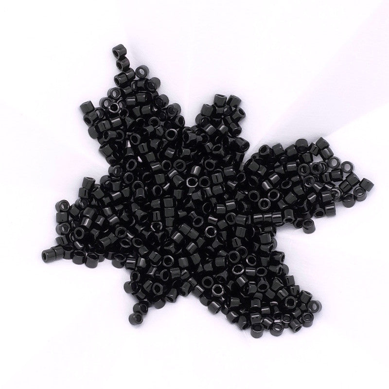 8 grams of Miyuki Délica 11/0 beads, Black No. 010