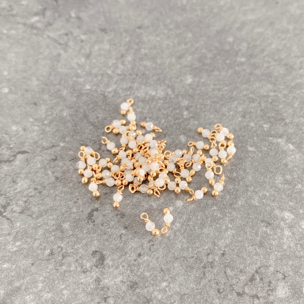 10 mounted beads 3mm, 24K gold-plated brass and Moonstone