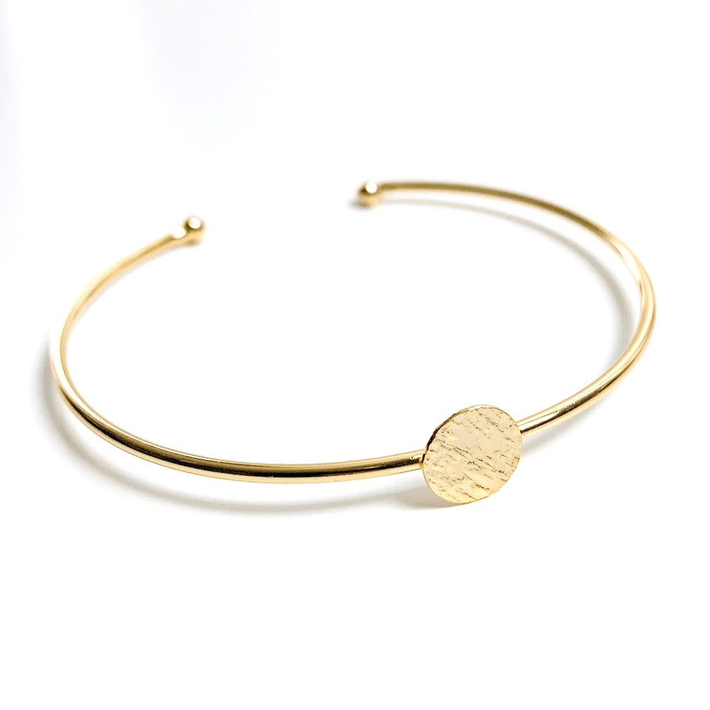 Bangle bracelet base and textured round in 24K Gold plated brass