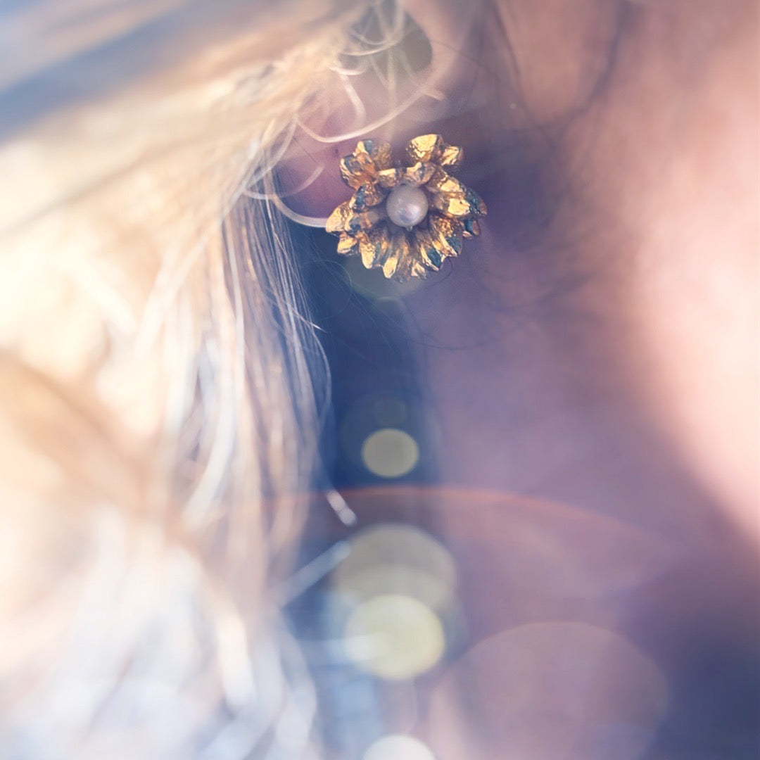 Premium 24K gold-plated brass Flower stud earrings, per pair
