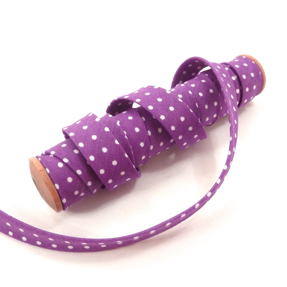 50cm of Lawn bias tape with purple and white dots